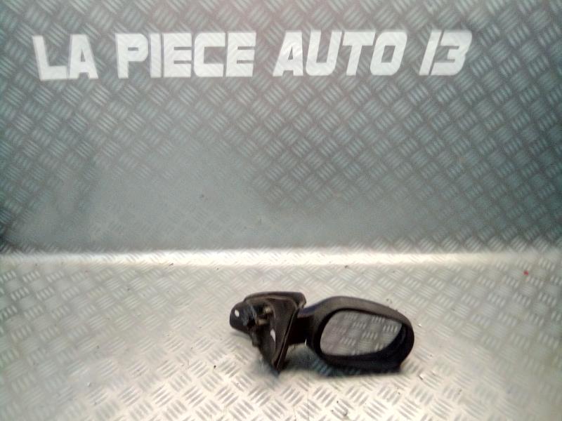 Specchietto retrovisore destro