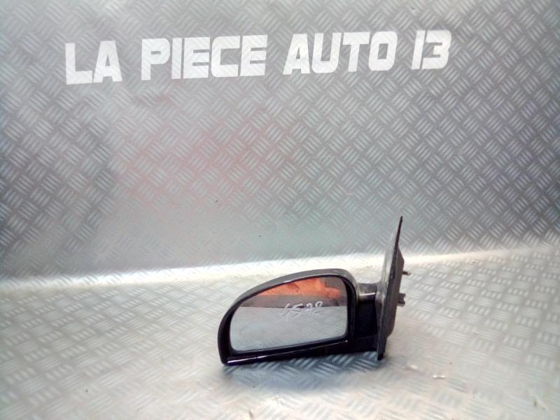 Retrovisor izquierdo