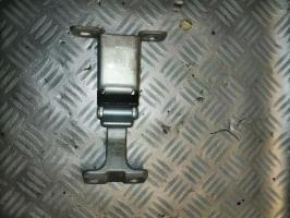 Charniere de porte de coffre gauche