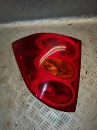 Fanale posteriore principale sinistro (luci)