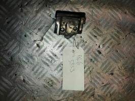 Bisagra de puerta trasera izquierda