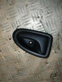 Poignee interieur avant gauche