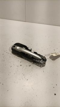 Poignee porte avant gauche