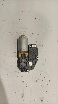 Moteur toit ouvrant
