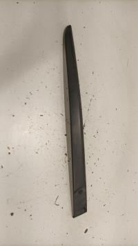 Baguette de porte arriere droite