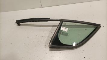Custode avant droit (porte)