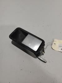 Poignee porte avant droit