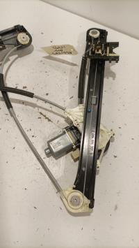 Leve vitre electrique avant gauche