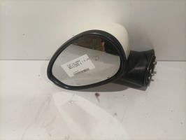 Retrovisor izquierdo