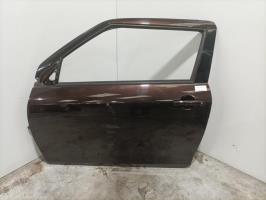 Puerta delantera izquierda