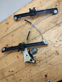 Leve vitre electrique avant droit