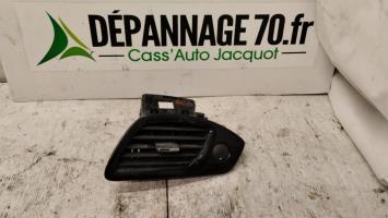 Aerateur tableau de bord avant droit