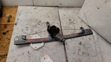 Leve vitre electrique avant droit