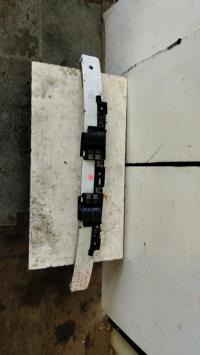Renfort pare choc avant (traverse)