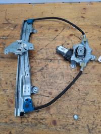 Leve vitre electrique avant gauche