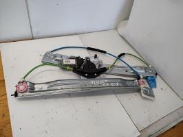 Leve vitre electrique avant droit