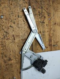 Leve vitre electrique avant gauche