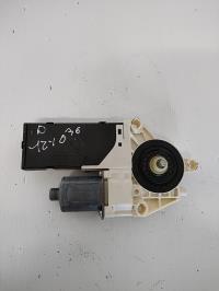 Moteur leve vitre avant droit