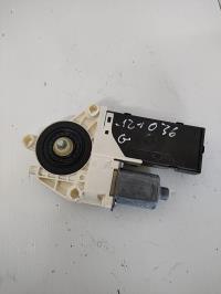 Moteur leve vitre avant gauche