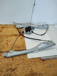 Leve vitre electrique avant gauche