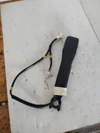 Attache ceinture avant droit