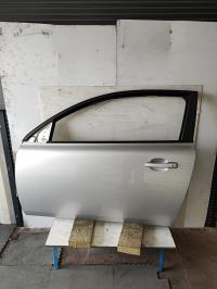 Porte avant gauche