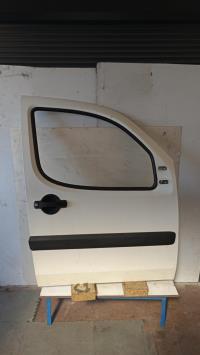 Porte avant droit