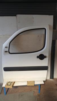 Porte avant gauche