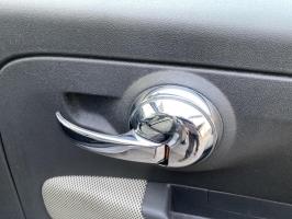 Poignee interieur avant droit