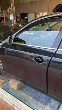 Porte avant gauche