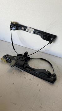 Leve vitre electrique avant droit