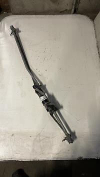 Moteur essuie glace avant