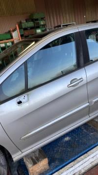 Porte avant gauche