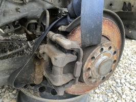 Etrier arriere gauche (freinage)