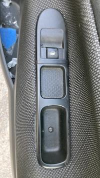 Leve vitre electrique avant gauche