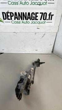 Moteur essuie glace avant
