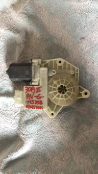 Moteur leve vitre avant gauche