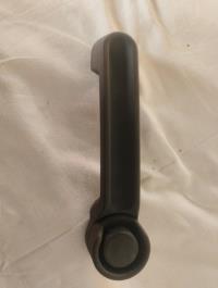 Poignee porte avant droit