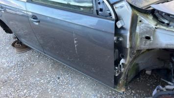 Porte avant droit