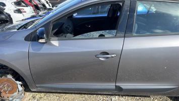 Porte avant gauche