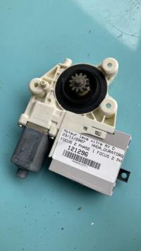 Moteur leve vitre avant droit