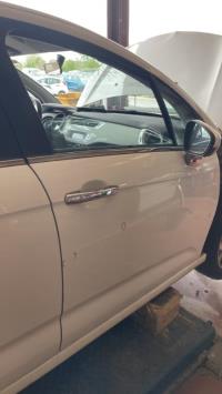Porte avant droit