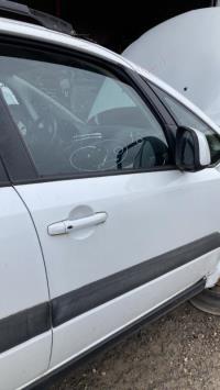 Porte avant droit