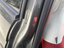 Joint de porte avant droite