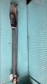 Moteur essuie glace avant