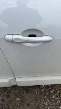 Poignee porte avant droit