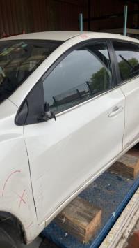 Porte avant gauche