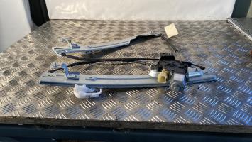 Leve vitre electrique avant droit