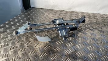 Moteur essuie glace avant