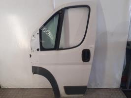 Porte avant gauche